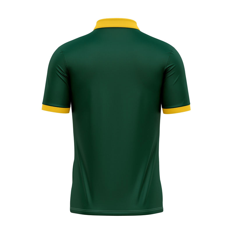 Elegant Springbok Golfer